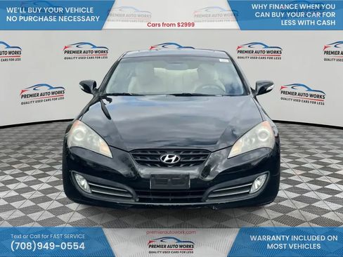 Used 2010 Hyundai Genesis 3.8 image 2
