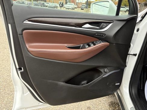 Used 2018 Buick Enclave Avenir image 37