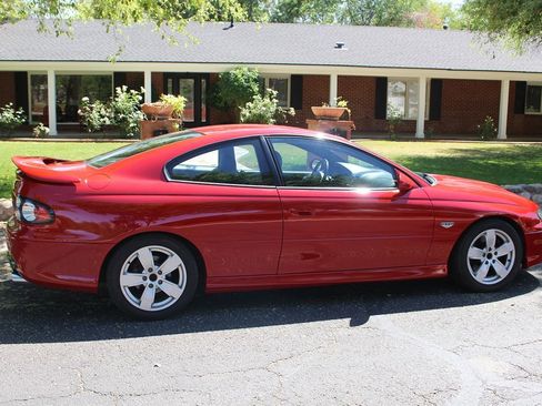 Used 2006 Pontiac GTO image 34
