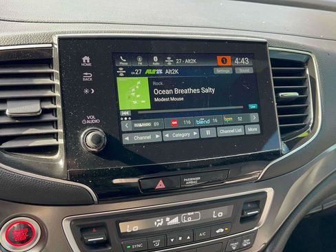 Used 2023 Honda Passport EX-L image 26