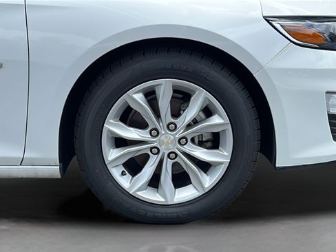 Used 2024 Chevrolet Malibu LT FWD image 24