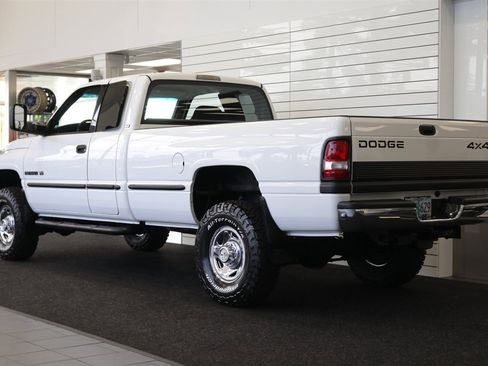Used 1999 Dodge Ram 2500 Truck 4x4 Quad Cab image 6
