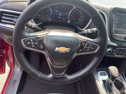 Certified 2023 Chevrolet Equinox LT AWD/4WD image 16
