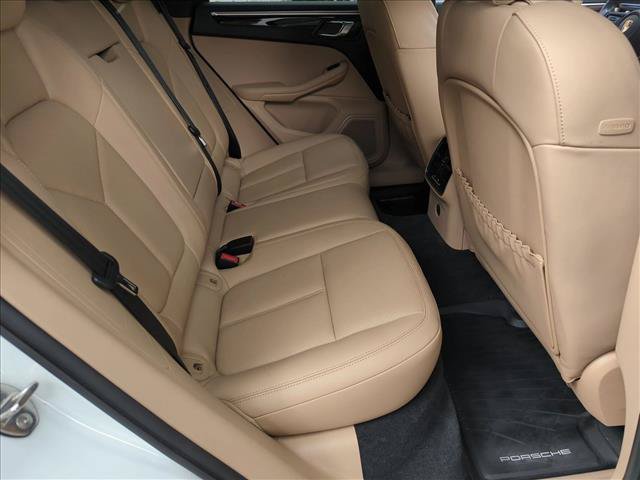 Used 2023 Porsche Macan AWD/4WD image 20