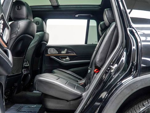 Used 2021 Mercedes-Benz GLS 450 4MATIC image 43