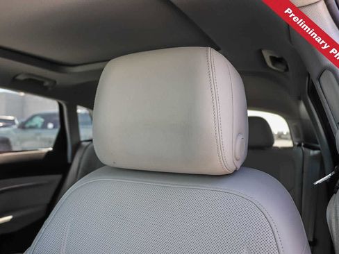 Used 2019 Audi e-tron Prestige w/ Prestige Package AWD/4WD image 18