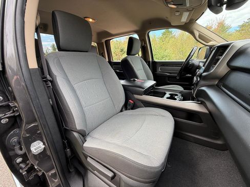 Used 2019 RAM 2500 Big Horn AWD/4WD image 30
