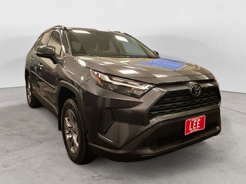 Used 2025 Toyota RAV4 XLE w/ Weather Package AWD/4WD image 7