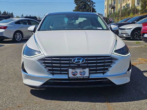 Used 2020 Hyundai Sonata Limited FWD image 2