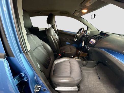 Used 2015 Chevrolet Spark LT image 25