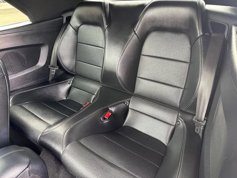 Used 2019 Ford Mustang GT Premium RWD image 36