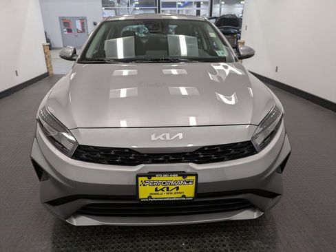 Certified 2023 Kia Forte LXS w/ LXS Technology Package image 2