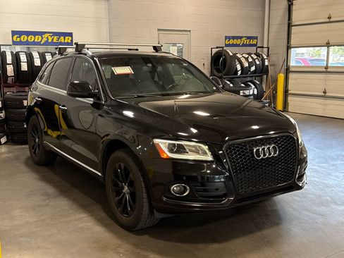 Used 2016 Audi Q5 2.0T Premium Plus w/ Technology Package AWD/4WD image 3