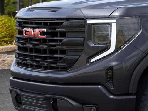 New 2026 GMC Sierra 1500 Elevation image 13