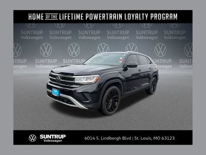 Used 2023 Volkswagen Atlas Cross Sport SE w/ Panoramic Sunroof Package