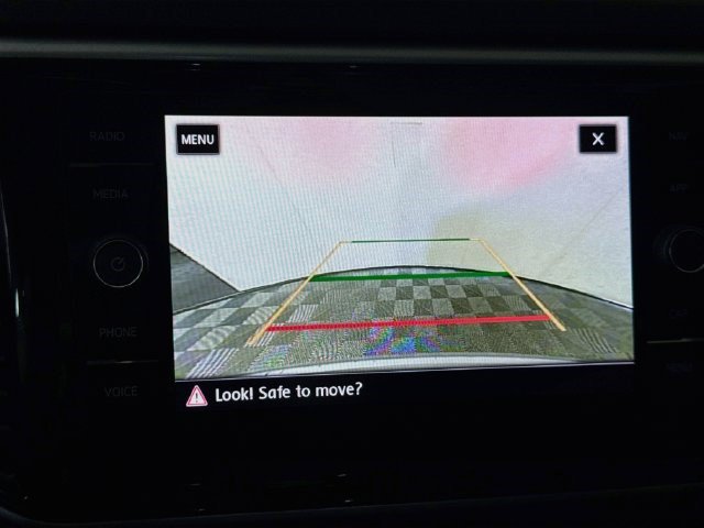 Used 2020 Volkswagen Atlas Cross Sport SEL Premium AWD/4WD image 18