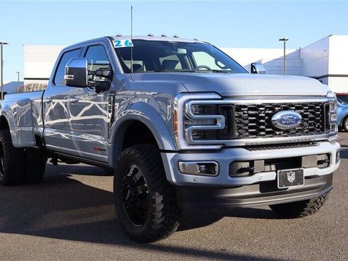 Used 2026 Ford F450 Platinum w/ Platinum Plus Package image 7