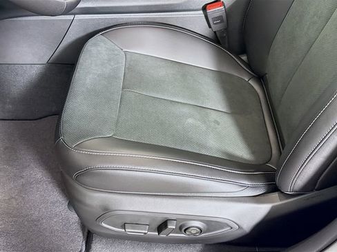 New 2025 Jeep Grand Cherokee Laredo image 18