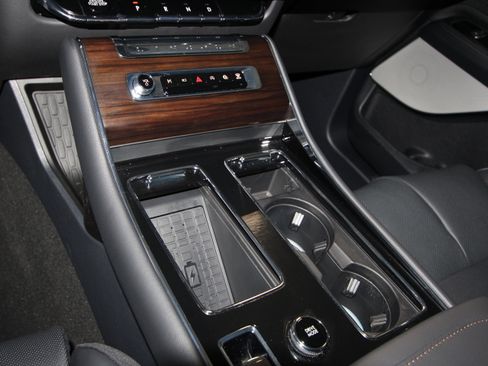 New 2026 Lincoln Aviator Reserve image 15