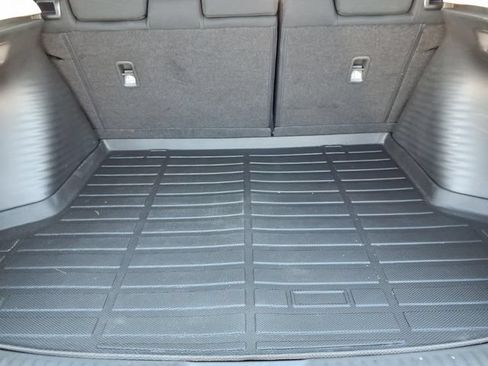 Used 2025 Honda HR-V LX image 11