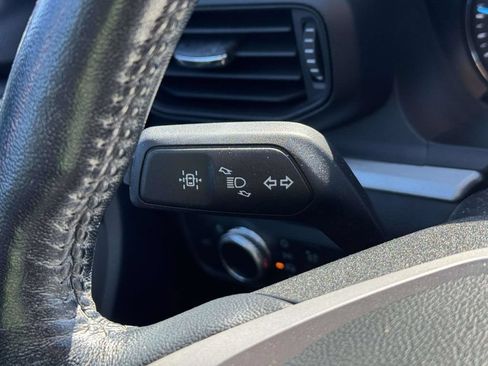 Used 2022 Ford Explorer XLT AWD/4WD image 22