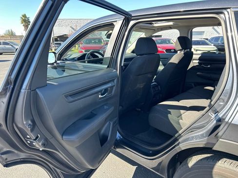 Used 2025 Honda CR-V EX image 11