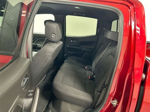 Used 2024 Chevrolet Colorado LT w/ LT Convenience Package II image 19