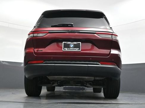 Used 2024 Jeep Grand Cherokee Altitude AWD/4WD image 32