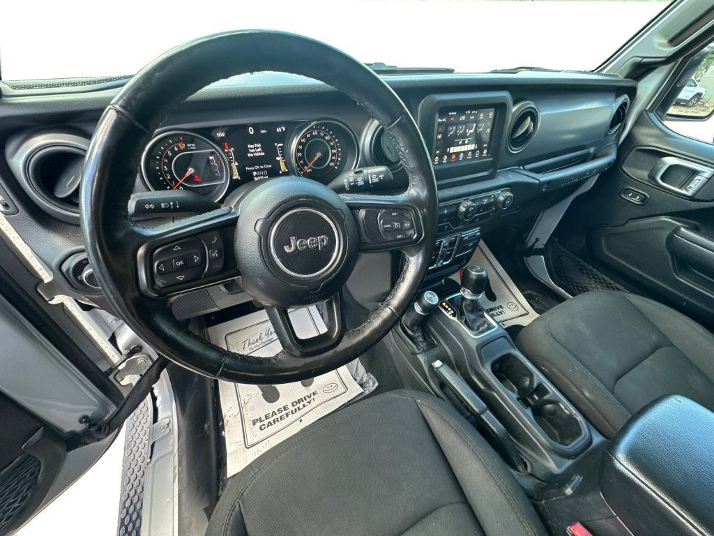 Used 2022 Jeep Wrangler Unlimited Sport AWD/4WD image 31