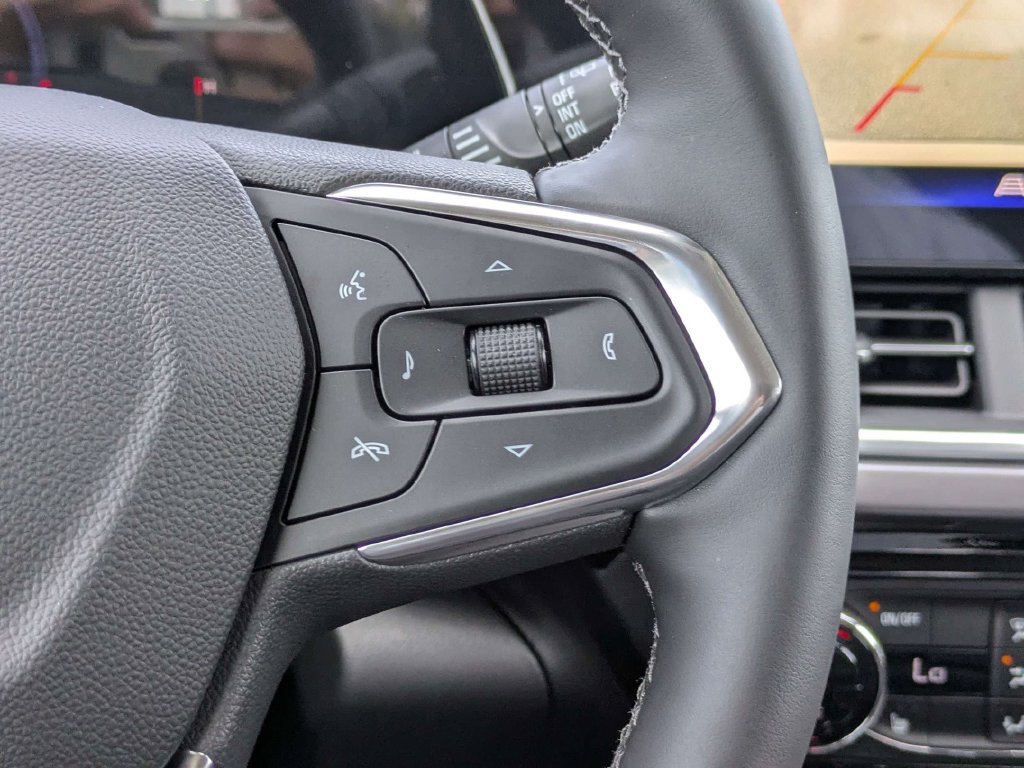 New 2026 Chevrolet Trax ACTIV w/ Driver Confidence Package FWD image 29