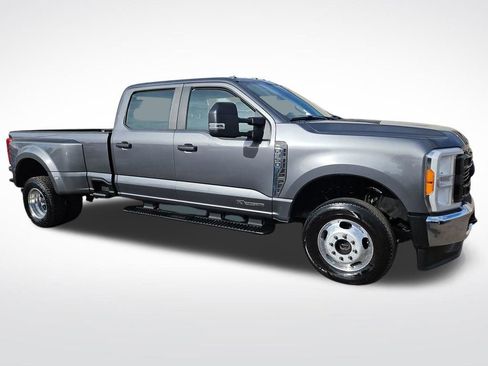 Used 2023 Ford F350 XL w/ 360-Degree Camera Package image 6