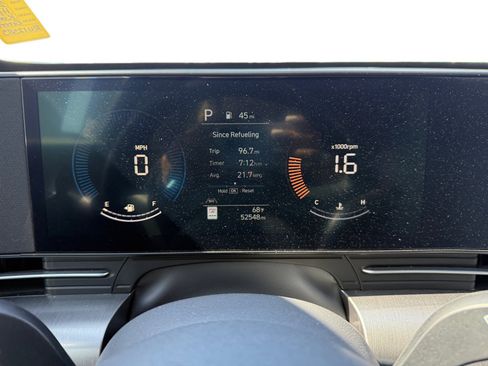Used 2024 Hyundai Kona SEL AWD/4WD image 11