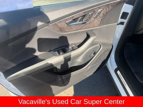 Used 2023 Audi Q8 Premium Plus w/ Premium Plus Package AWD/4WD image 10