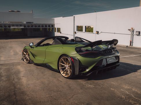 Used 2022 McLaren 765LT image 71
