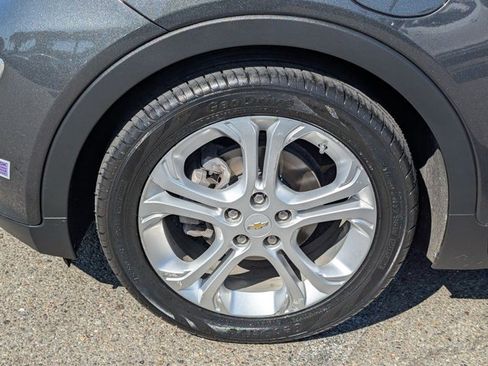Used 2019 Chevrolet Bolt LT FWD image 23