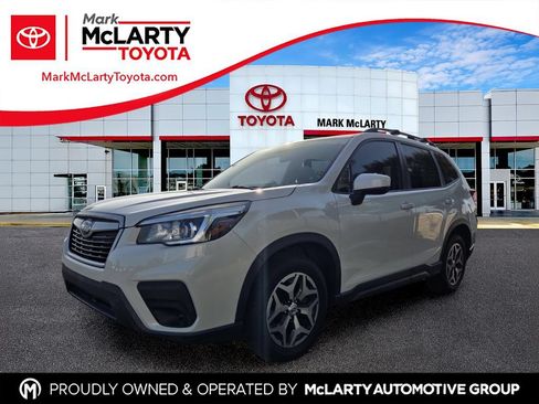 Used 2019 Subaru Forester Premium AWD/4WD image 1