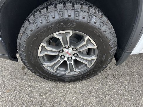 Used 2023 GMC Sierra 1500 Pro w/ Pro Value Package image 10