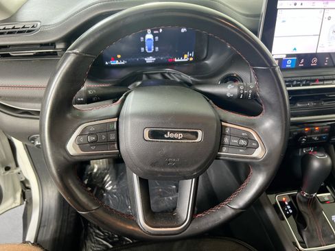 Used 2022 Jeep Compass Trailhawk w/ Trailhawk Elite Group AWD/4WD image 11