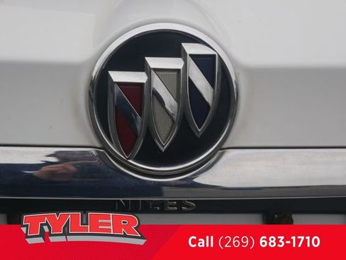 Used 2019 Buick Encore Preferred FWD image 14