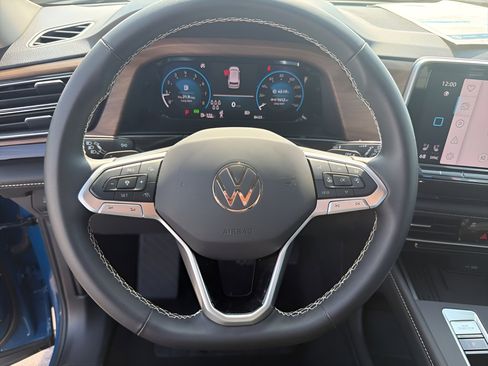 New 2025 Volkswagen Atlas SE AWD/4WD image 12