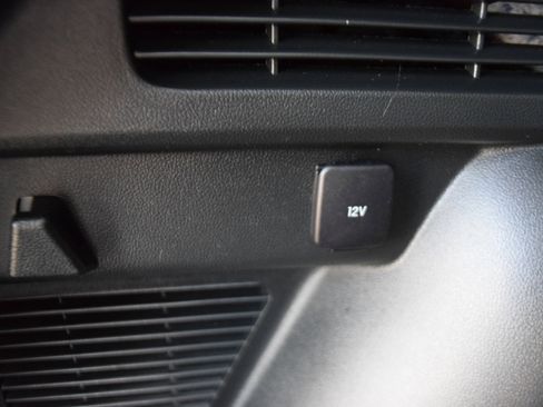 Used 2020 Ford Escape SEL image 28