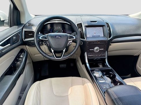 Used 2019 Ford Edge Titanium w/ Equipment Group 301A FWD image 25