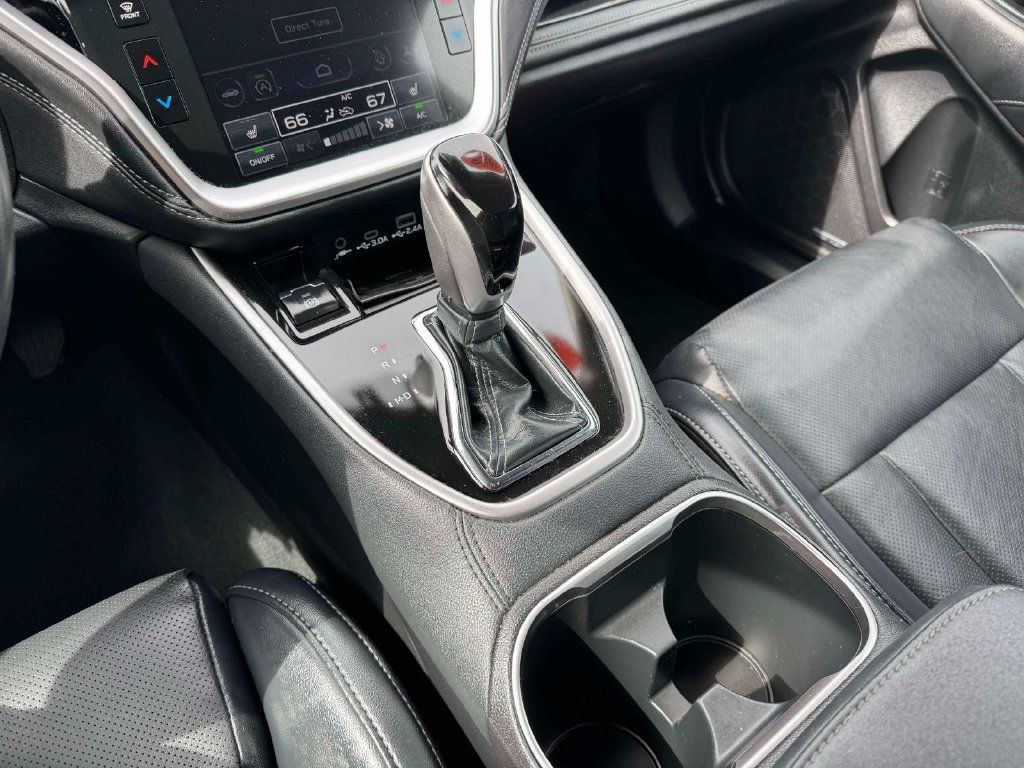 Used 2023 Subaru Outback Limited AWD/4WD image 33