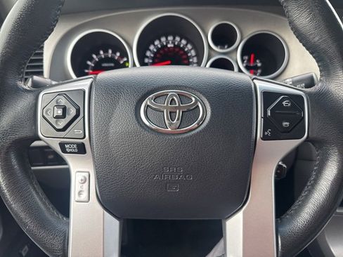 Used 2015 Toyota Sequoia Limited image 31