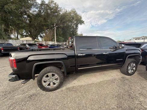 Used 2018 GMC Sierra 1500 SLT AWD/4WD image 3