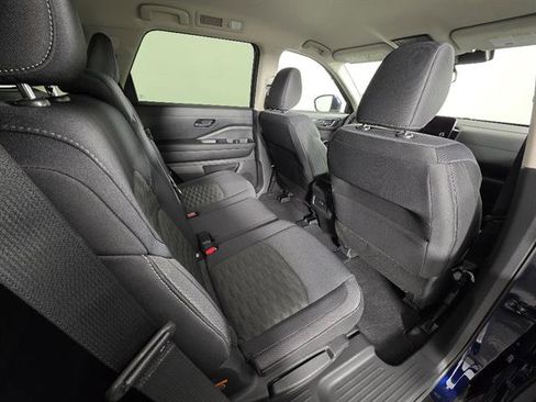 New 2025 Nissan Pathfinder SV w/ Lighting Package (N92) image 20