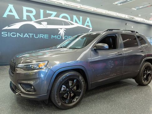 Used 2020 Jeep Cherokee Latitude Plus FWD image 1