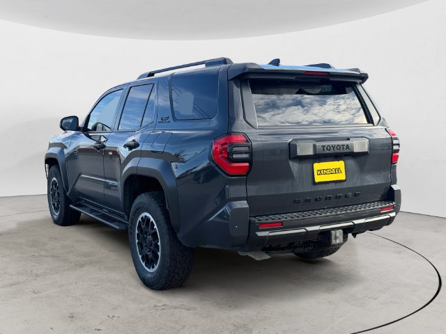 Used 2025 Toyota 4Runner TRD Off-Road Premium AWD/4WD image 7
