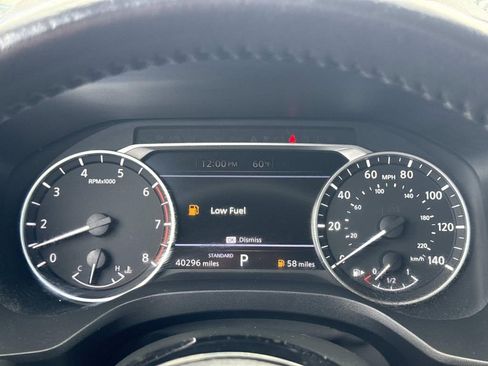 Certified 2023 Nissan Rogue SV w/ SV Premium B Package FWD image 31