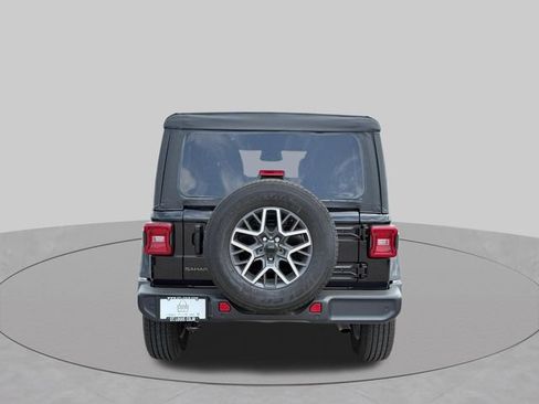 New 2025 Jeep Wrangler Unlimited Sahara AWD/4WD image 15